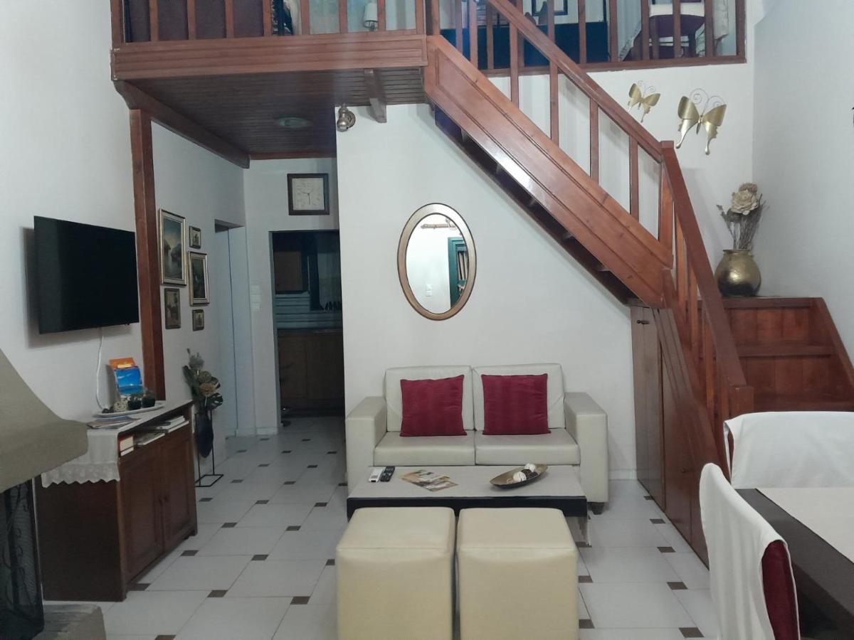 Casa Matzurana Villa Kounoupidhianá Exteriör bild