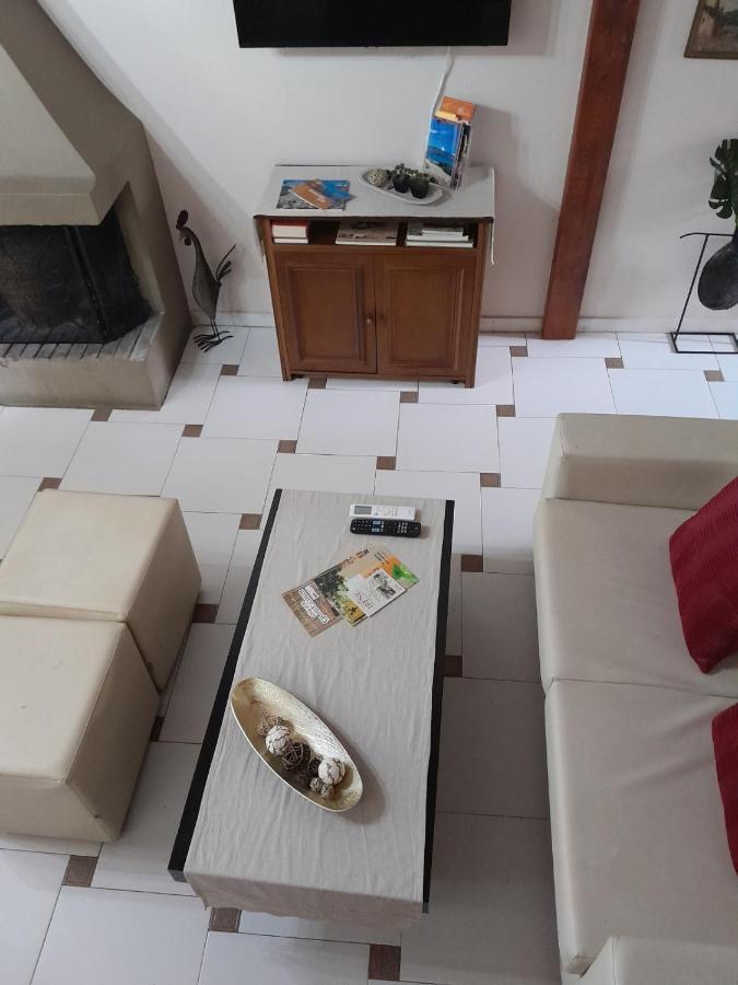 Casa Matzurana Villa Kounoupidhianá Exteriör bild