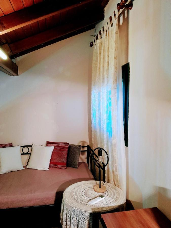 Casa Matzurana Villa Kounoupidhianá Exteriör bild